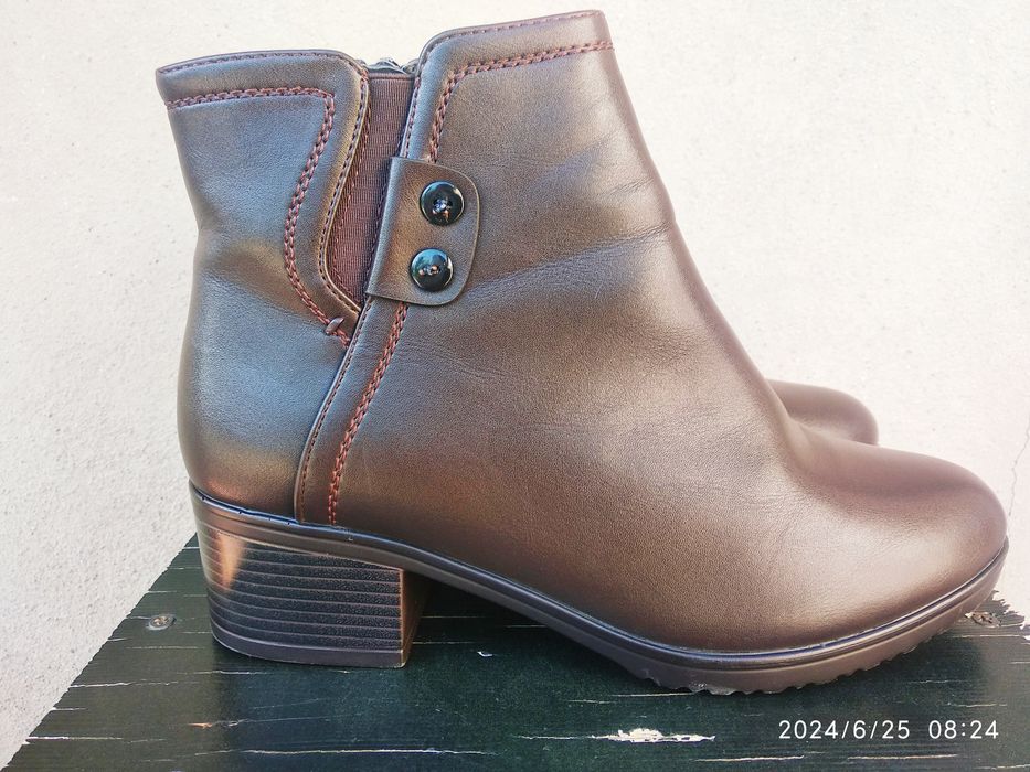 Ayollar sapoglari sotiladi