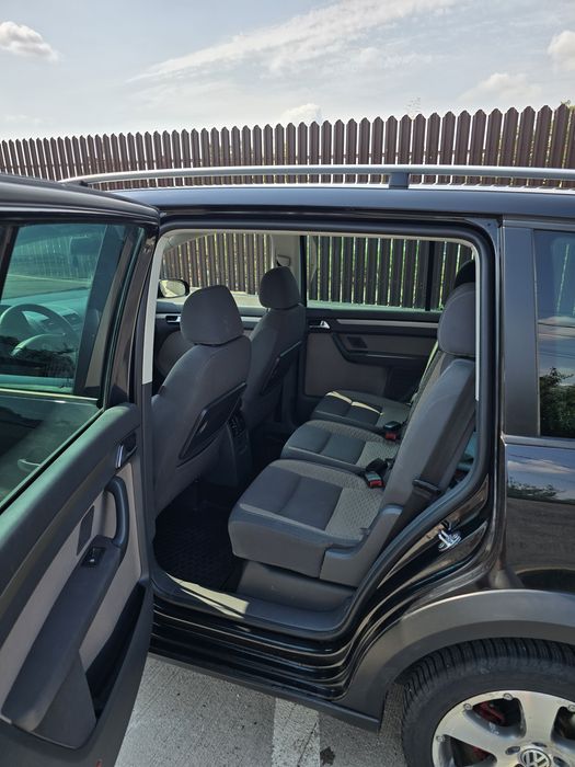 Volkswagen Touran Cross 2.0TDI 170cp