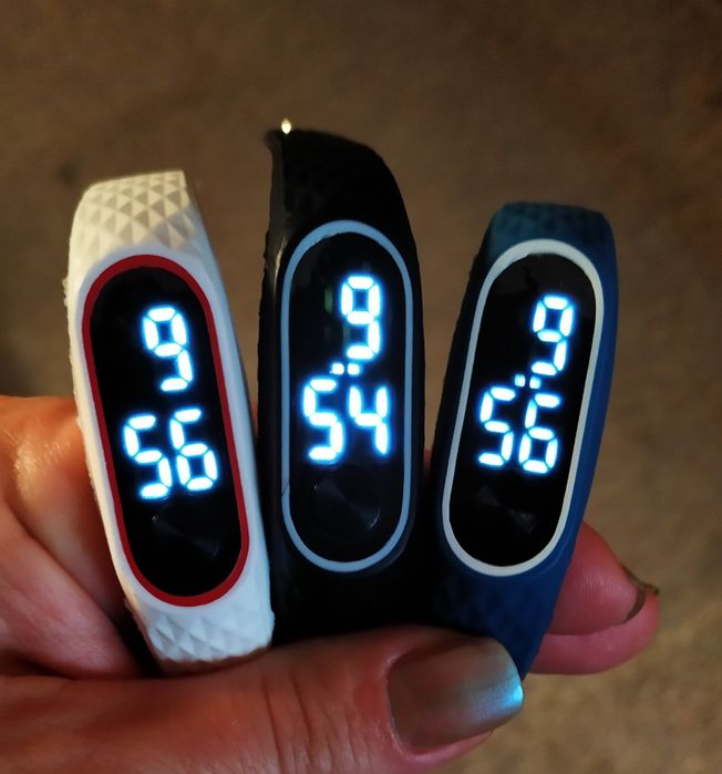 Часы электронные