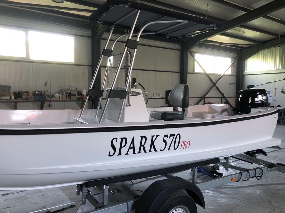 Barca noua ,ambarcatiune clasa C