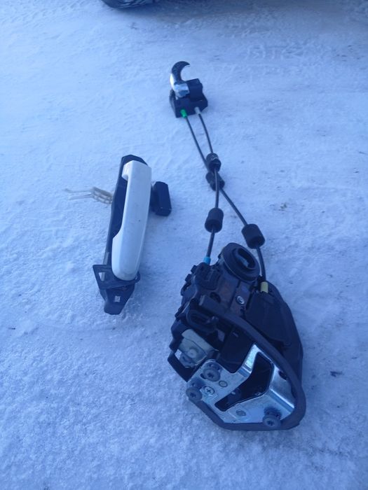 Продам запчасти на рав 4