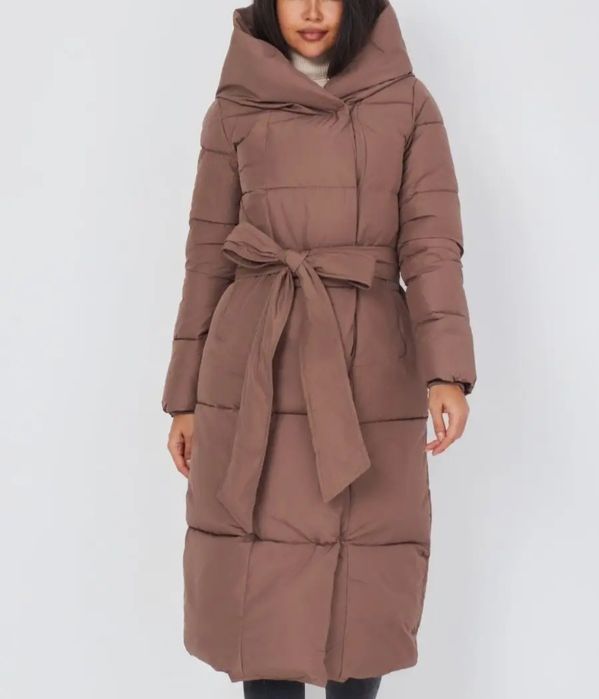 Продам женскую длинную куртку