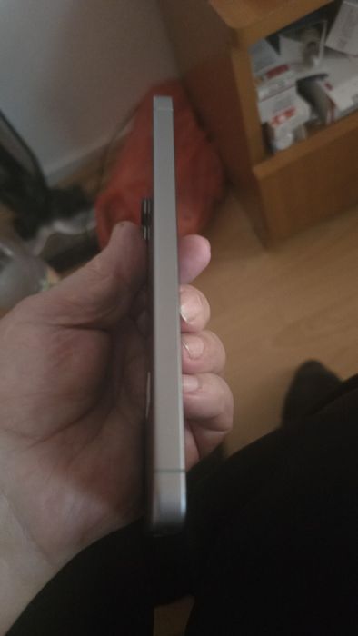 Samsung s24 ultra utilizat 8 luni 2600 roni