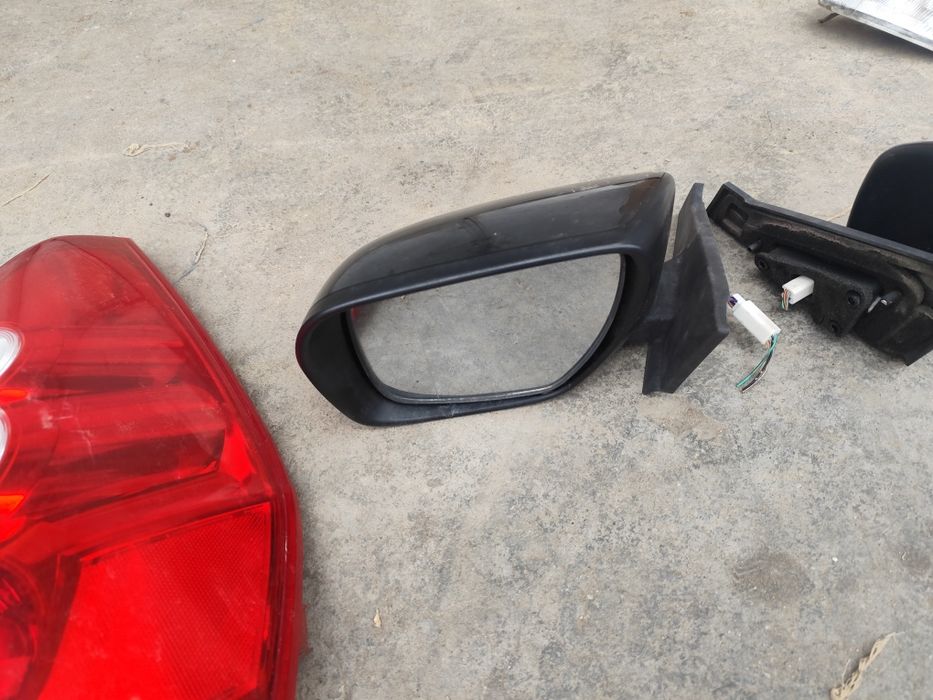 Огледала за mazda 5 2000 и нагоре