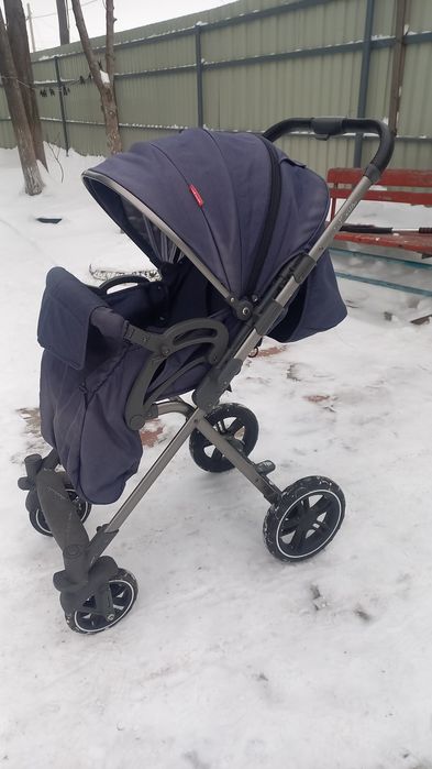 Коляска всесезонник