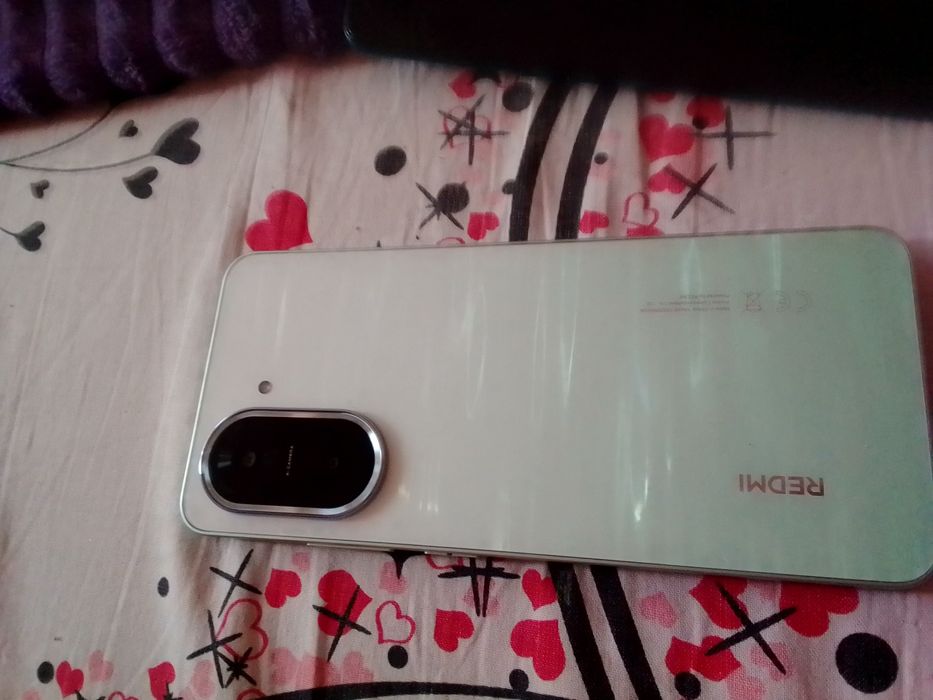 Продаю телефон Redmi