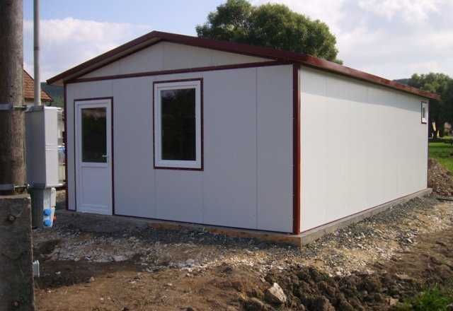 Casa Modulara, Garaje Auto si Containere stil birou din structura metalica si panou sandwich termoizolant