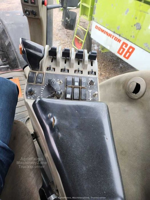 Tractor CASE Magnum MX 255, an 2004, AC, anvelope noi,, 4x4, revizat