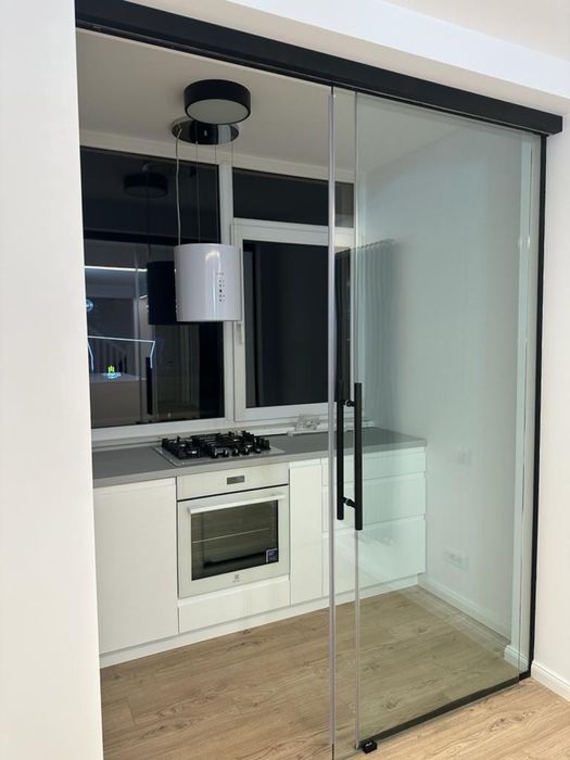 Vand apartament Zamca (casa de pensii )