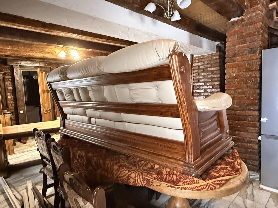 Canapea si fotolii din piele