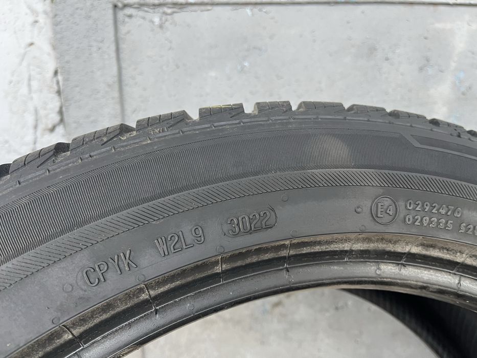 2 бр. зимни гуми  215/50/18 Barum DOT 3022 7+ mm