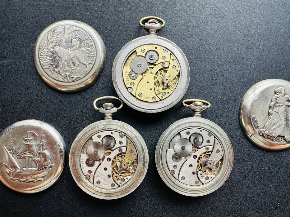 Винтажные карманные часы "Молния"