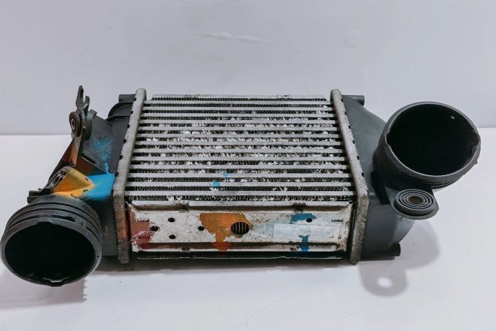 Intercooler Volkswagen VW Bora prima generatie