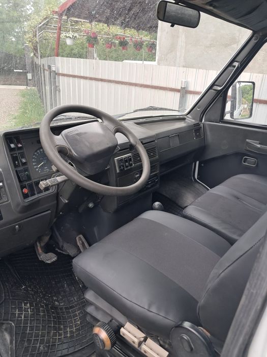 Vând iveco basculabil