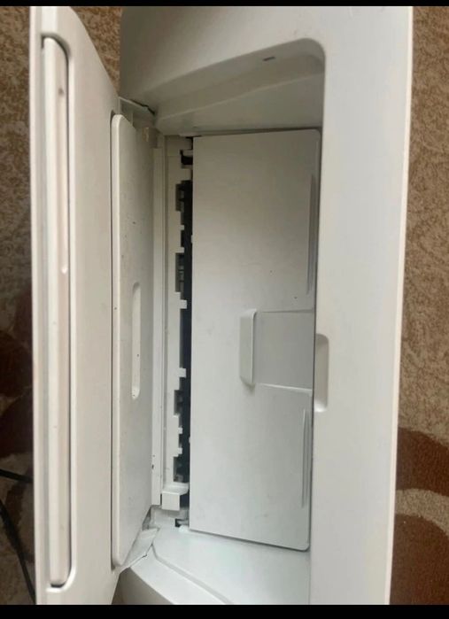 Imprimantă HP deskjet 2700