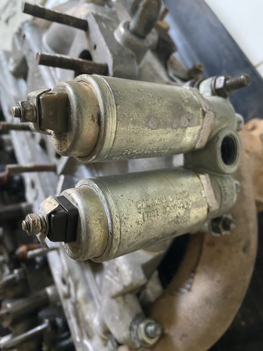 Комплект ГБЦ газ 3102 завод! Пробег 80-90.тыс !