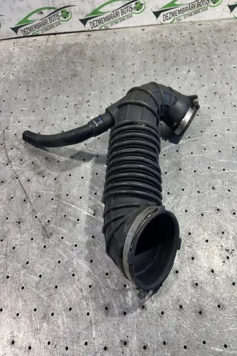 Furtun tub admisie aer turbo 03G 129 629 Audi A4 2008