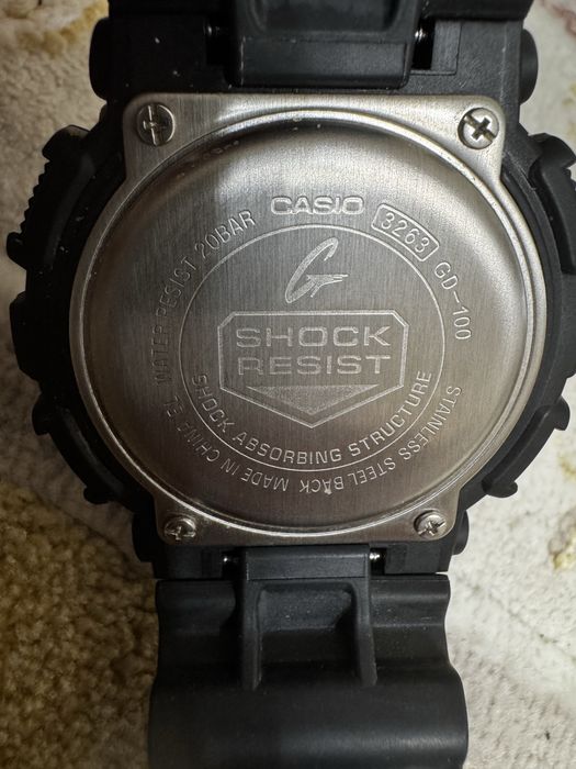 Продаю часы G Shock