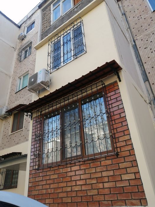 Устанавливаем козырьки и бельевые ролики в Ташкенте!