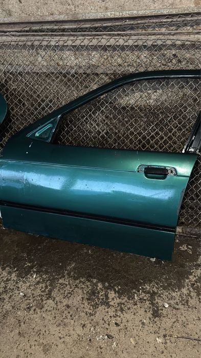 Двери на БМВ е36