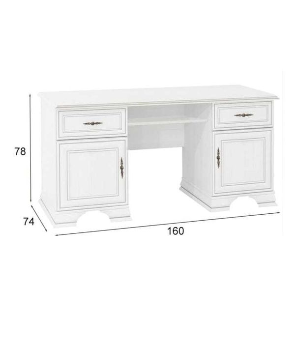 Письменный стол в хорошем состоянии