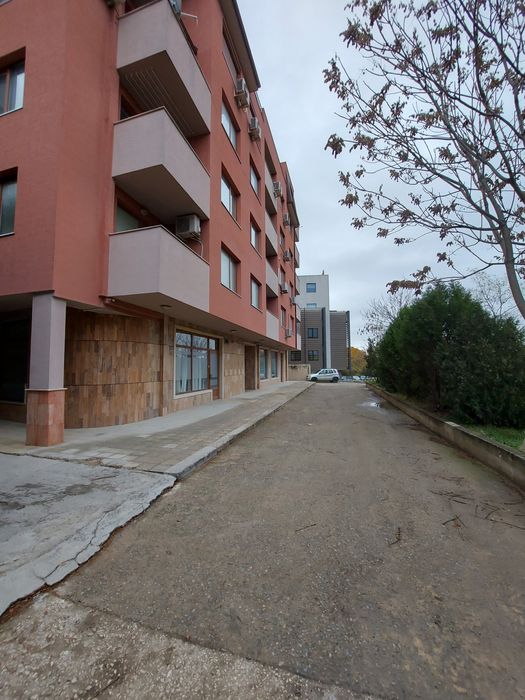 Дава се под наем Гараж / Паркомясто в Варна, Военна болница - 12 кв.м за 76.5 € - Снимка #2