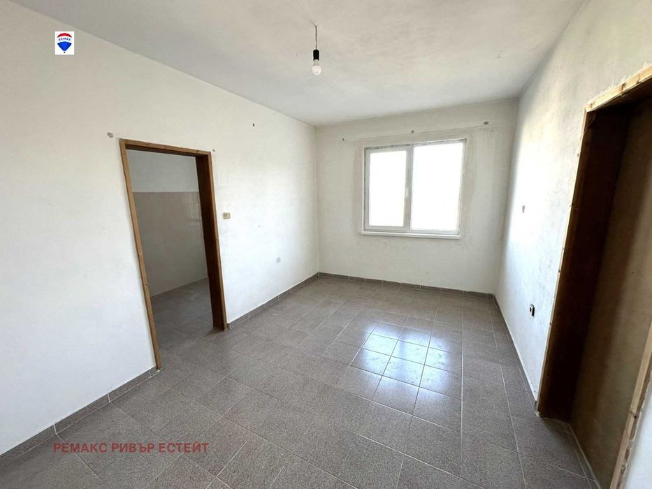 Четиристаен апартамент за продажба кв. Дружба 2