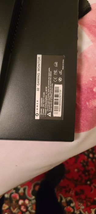 Продается монитор 32" игравой полуовал 2 шт. + кранштейн