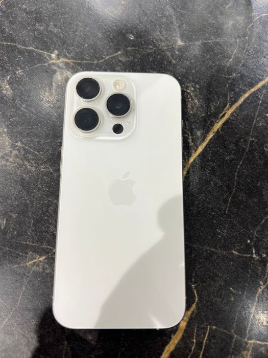 Продам iPhone 15 Pro