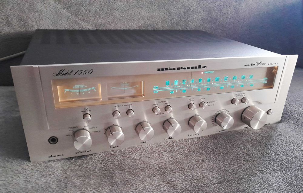 MARANTZ 1550 vintage receiver amplificator tuner radio *1978
