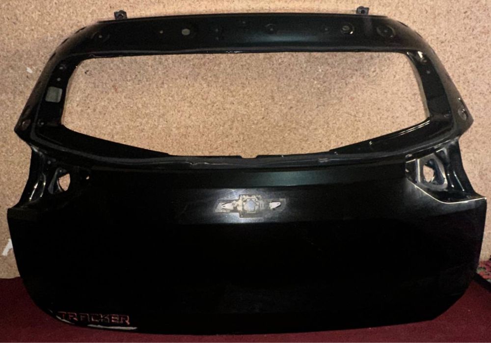 Tracker 2 redline orqa bagaj radnoy