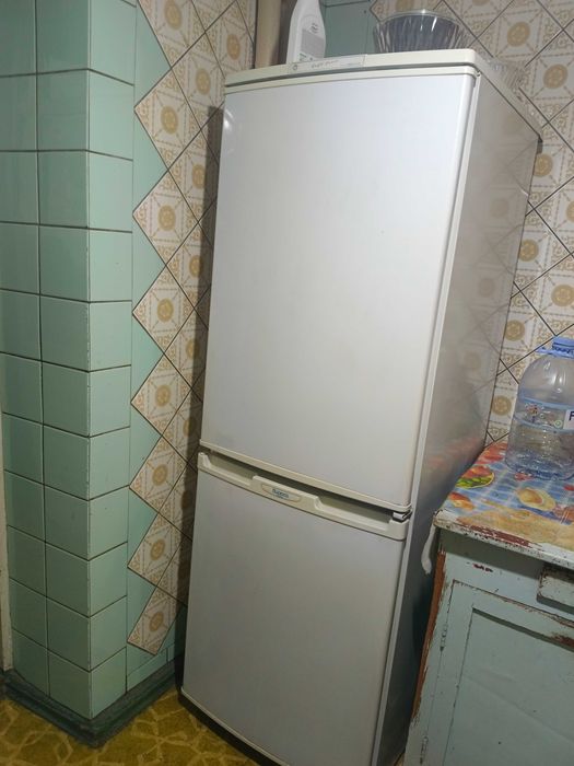 Двухкамерный холодильник Бирюса  б/у