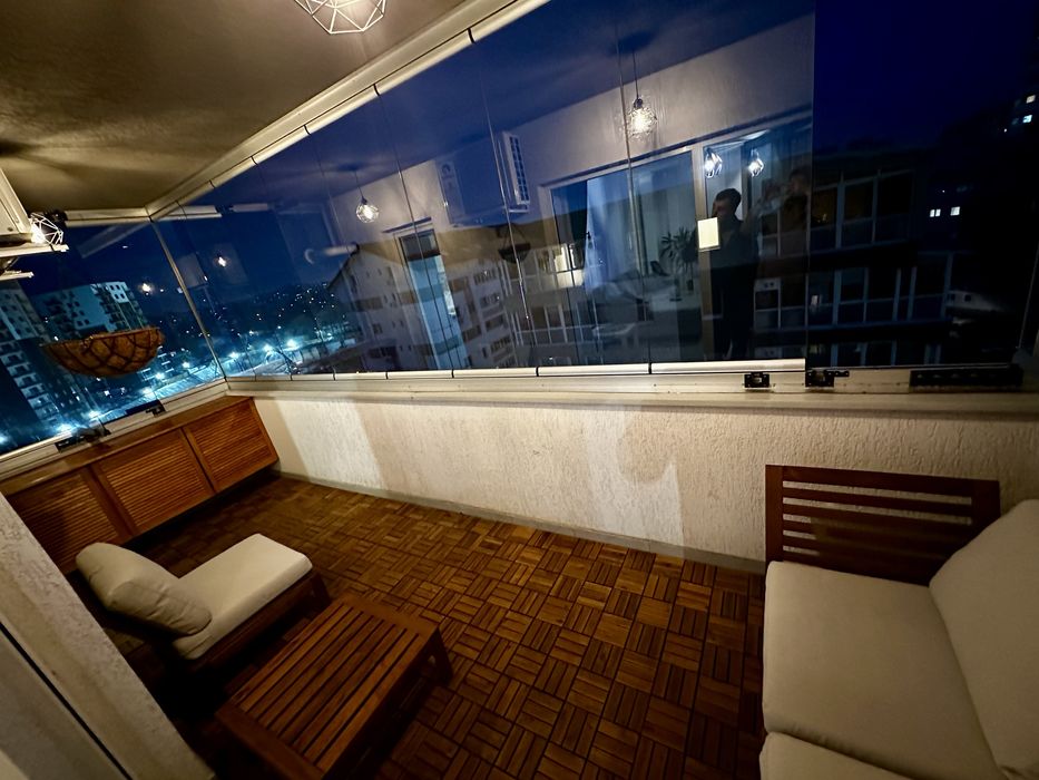 Inchiriez apartament 2camere cu loc de parcare subteran