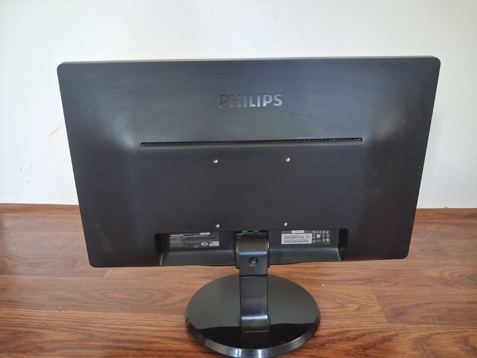 Монитор 21.5" Philips 226V4LSB б/у