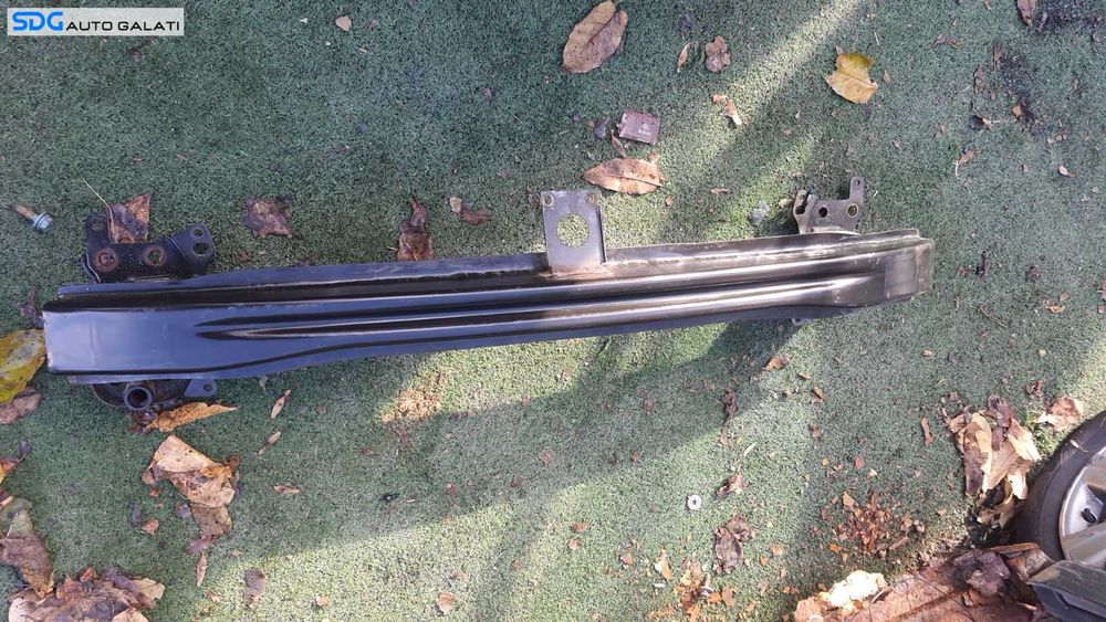 Armatura Intaritura de la Bara Spoiler Fata Volkswagen Golf 5 Plus 2004 - 2008 Cod 1K0807502 [C1481]