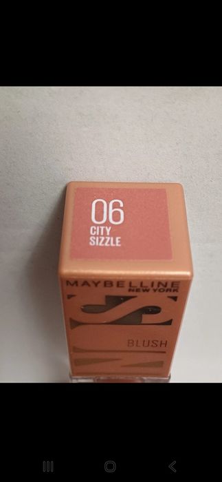 Fard de obraz Maybelline