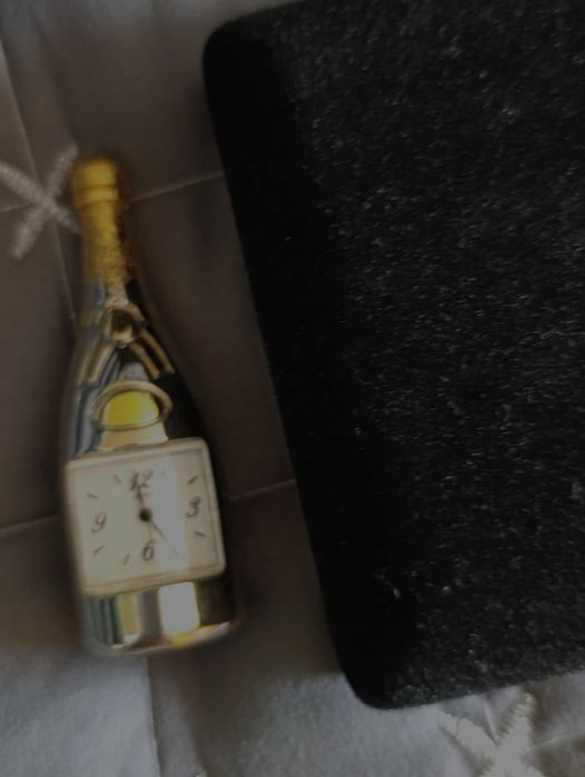 Часовник - сувенир