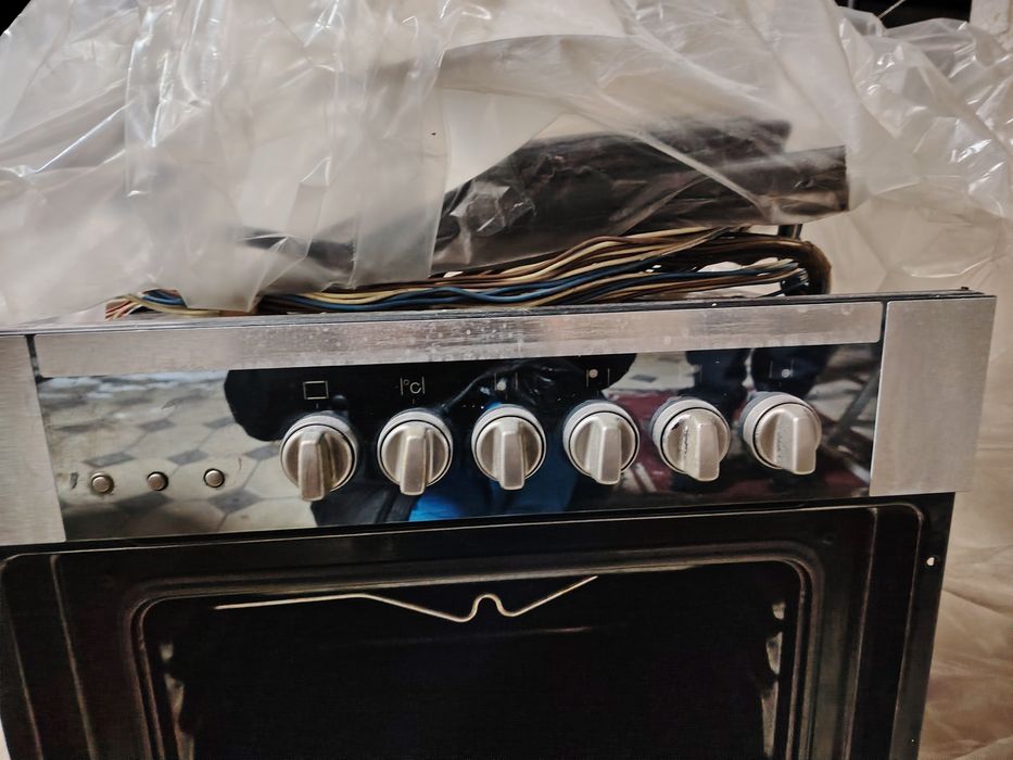 Электрическая духовка Hansa