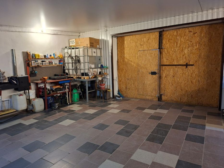 Мужская берлога в продаже