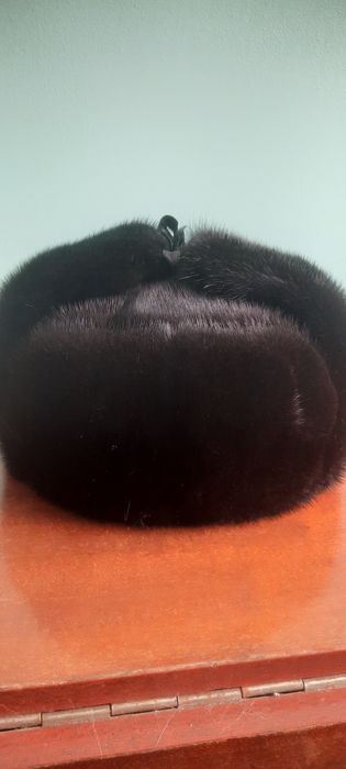 Продается шапка зимняя