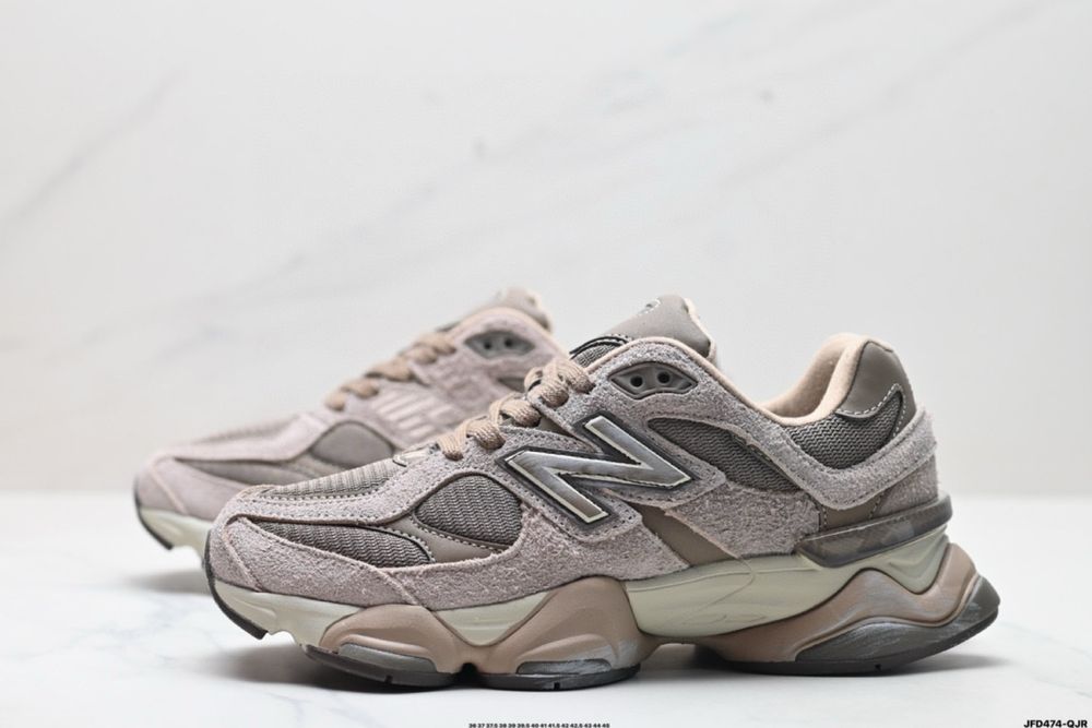 New Balance 9060 - Mushroom