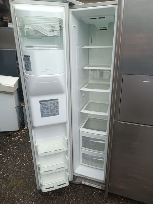 Двоен хладилник LG за части