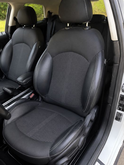 Продавам Mini Countryman