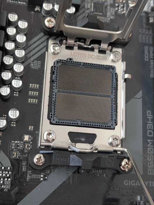 Placă de bază Gigabyte B650M D3HP Socket AM5 DDR5 Pentru AMD Ryzen