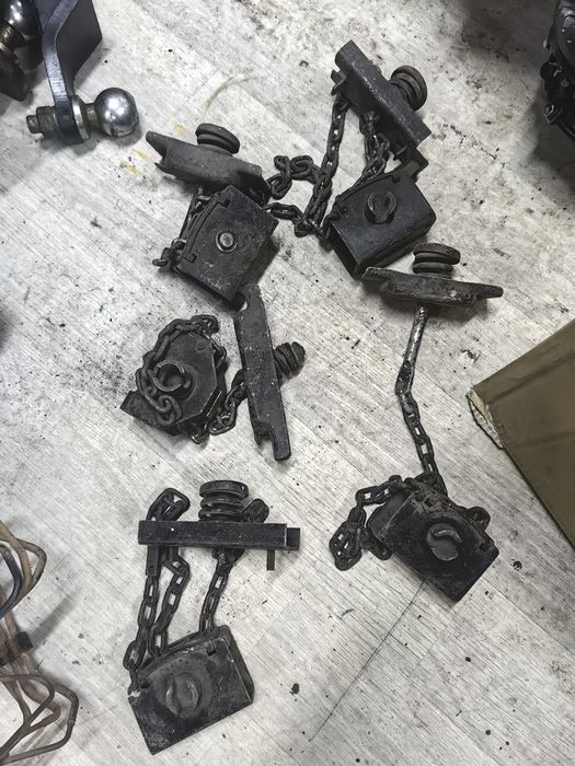 Лебедка под запаску от японских грузовиков на газель и другие