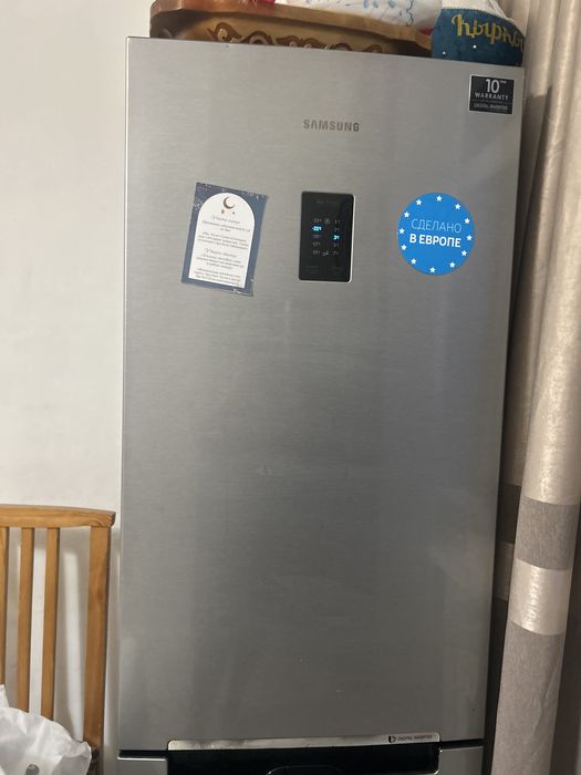 Продаю холодильник