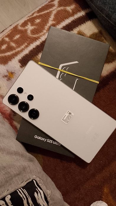 Vand sau schimb samsung s25 ultra 512 ,12 RAM