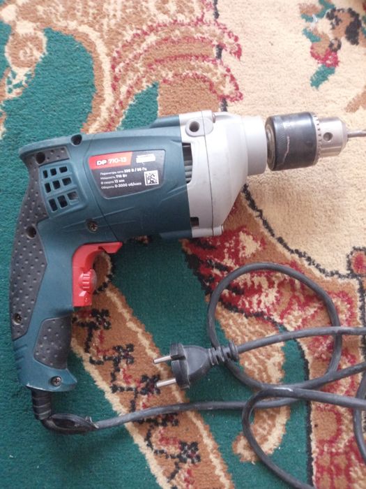 Дрель ALTECO DP 710-13. Перфоратор BOSCH GBH 240