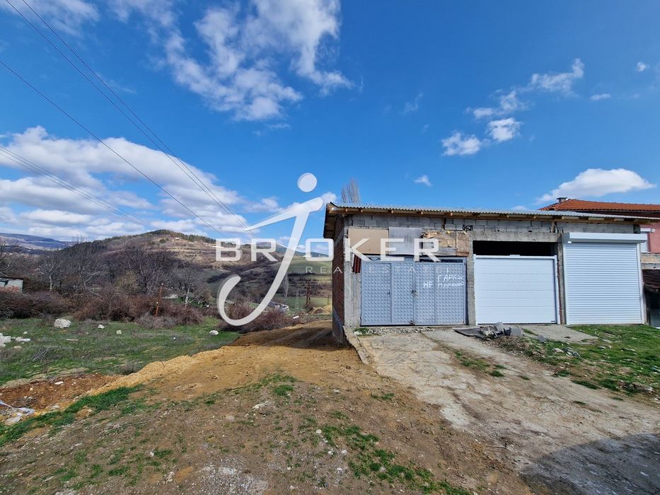 Продава се Промишлена сграда в Кърджали, Байкал - 70 кв.м за 1786 €/кв.м - Снимка #1