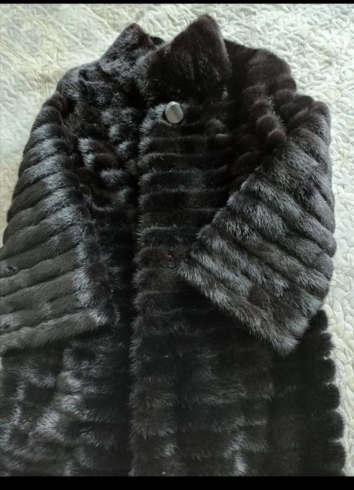 Продам шубу норковую